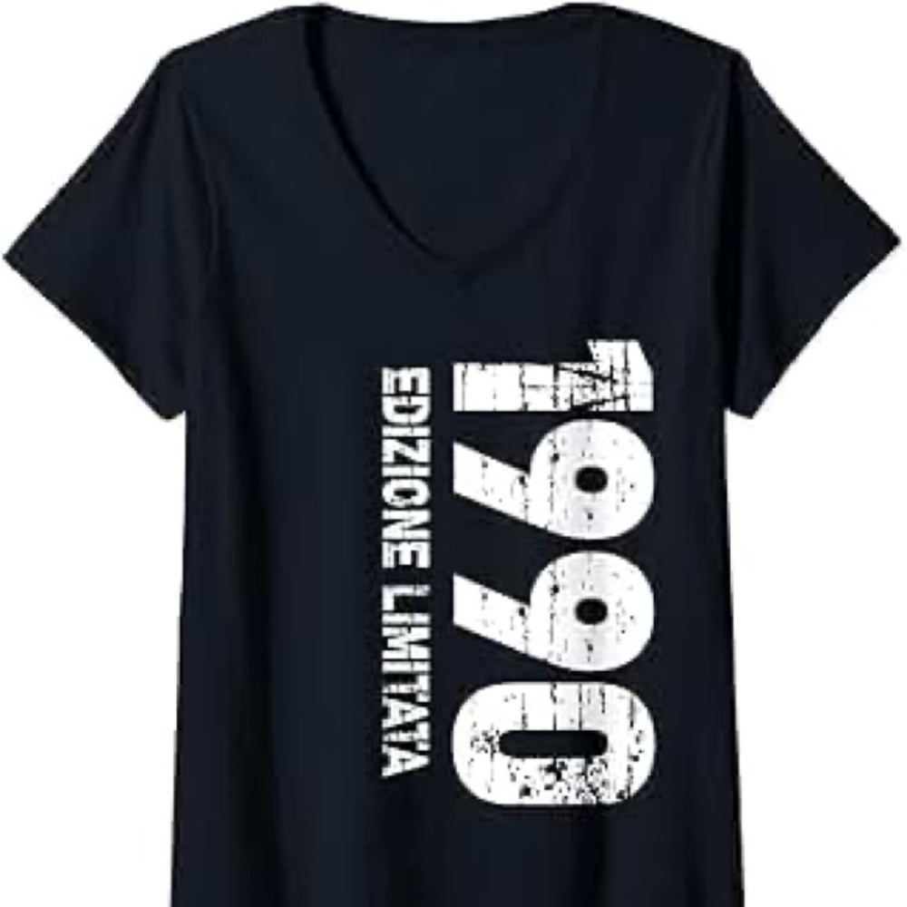 Plain Solid Tee – Minimalist and Sophisticated